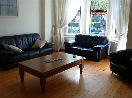 Ashling House Serviced Guest house 3*