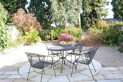 Ashling House Serviced 3*